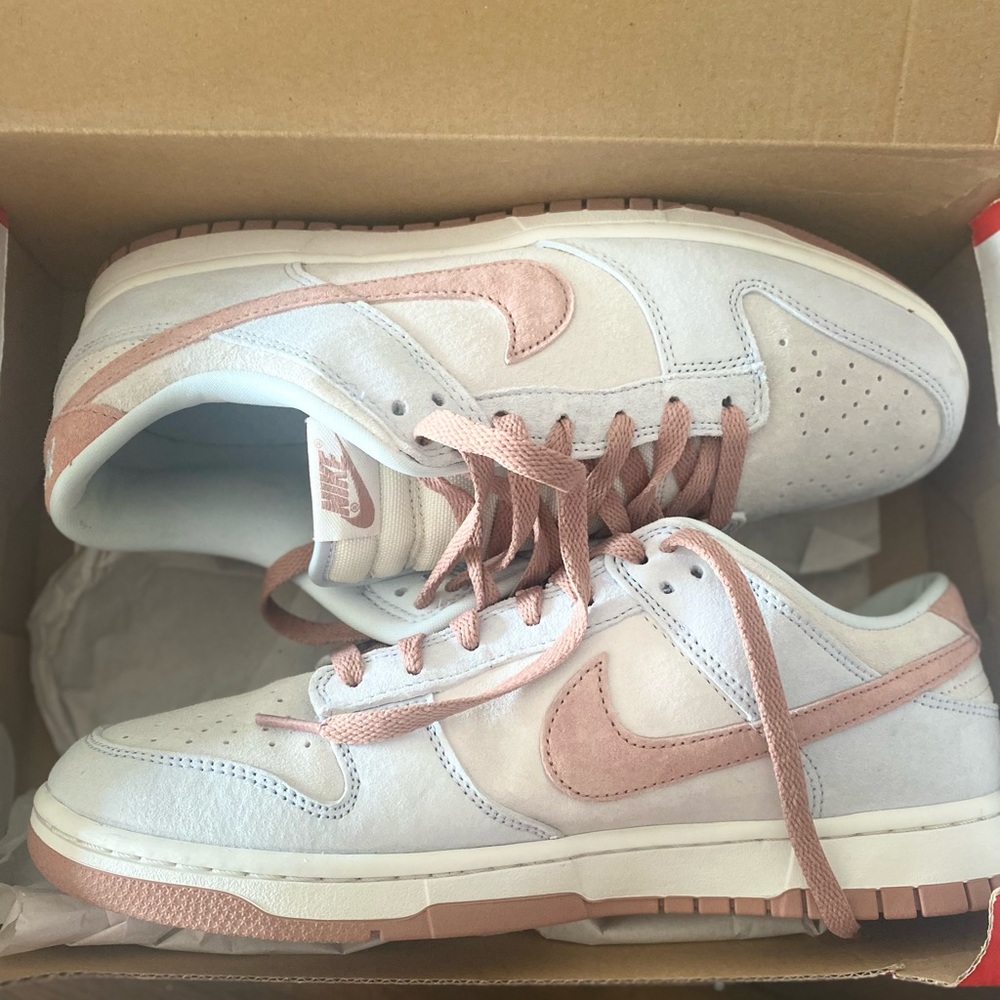 Nike Dunks